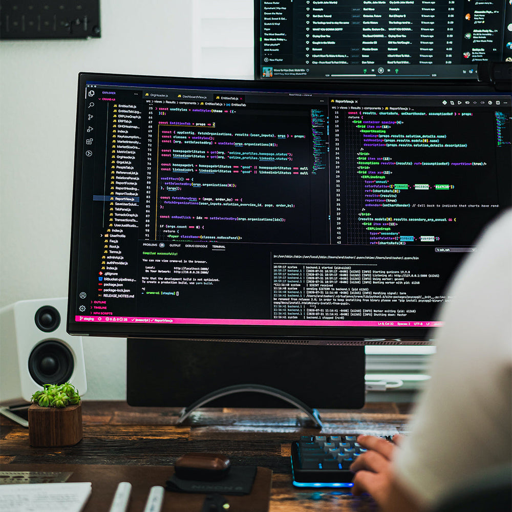 How Aral Tasher Works from Home with Twelve South Gear