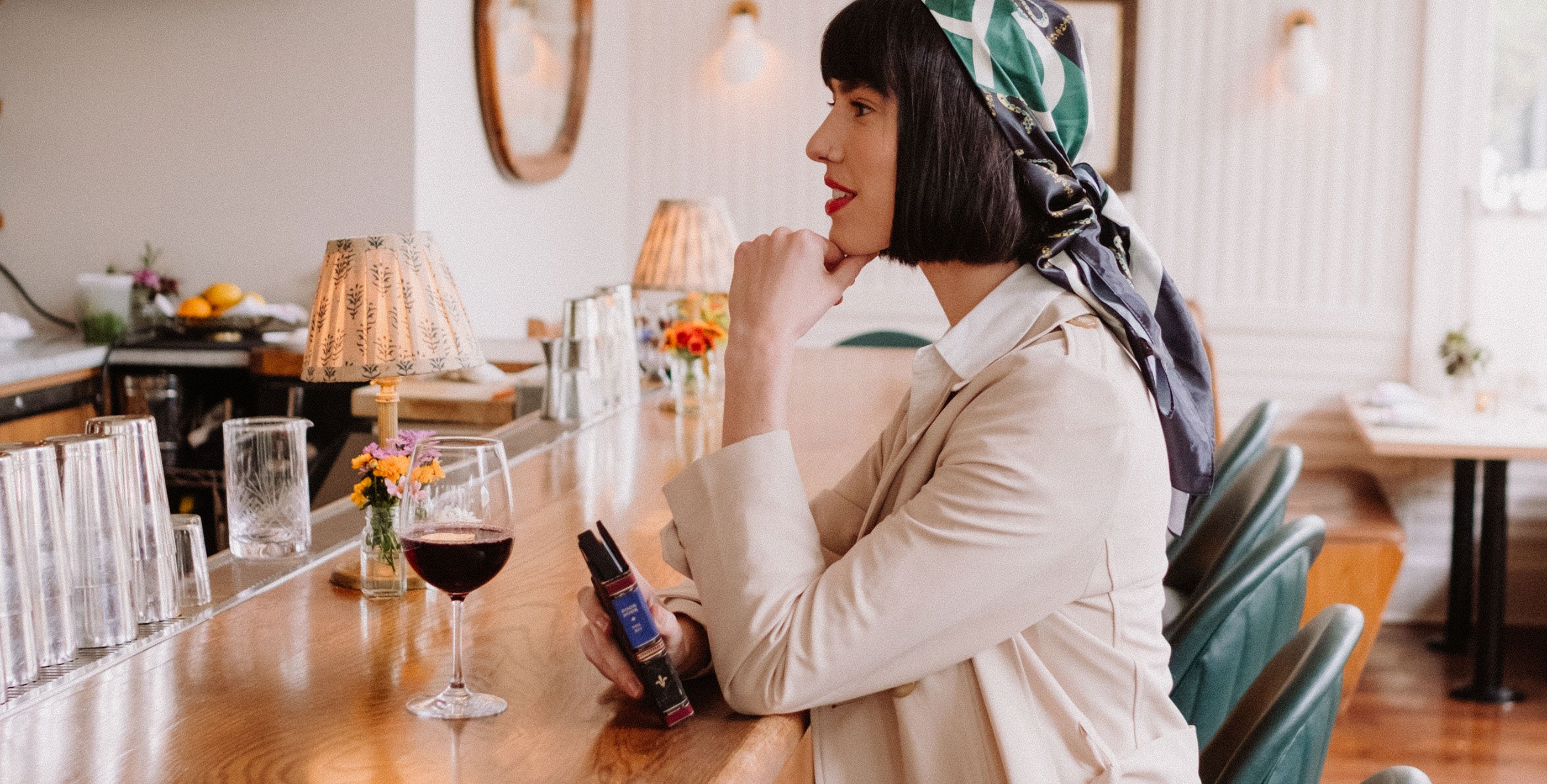 12s_BookBook_iPhone14_LS22_Security_2_PP