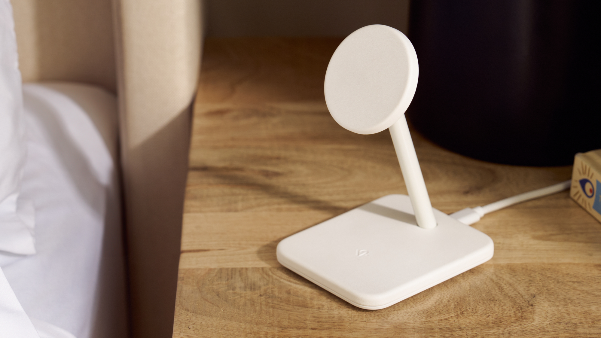 HiRise 2 Deluxe Stand for Apple Devices | Twelve South