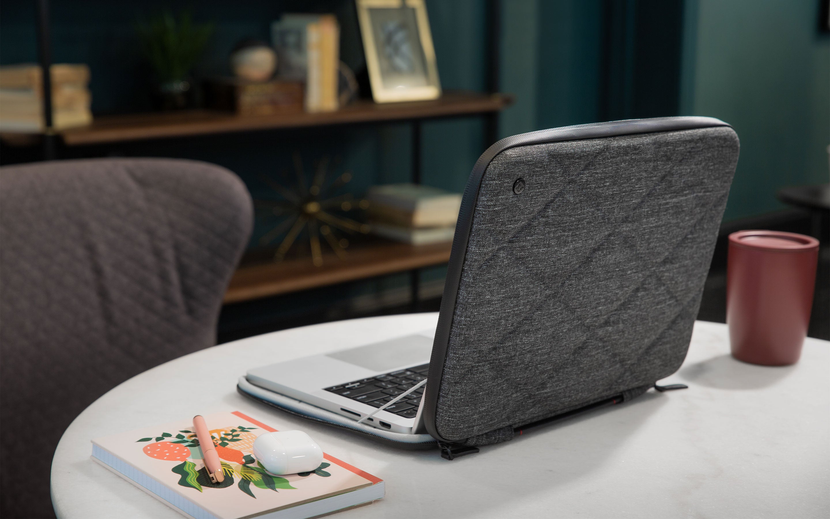 SuitCase for MacBook