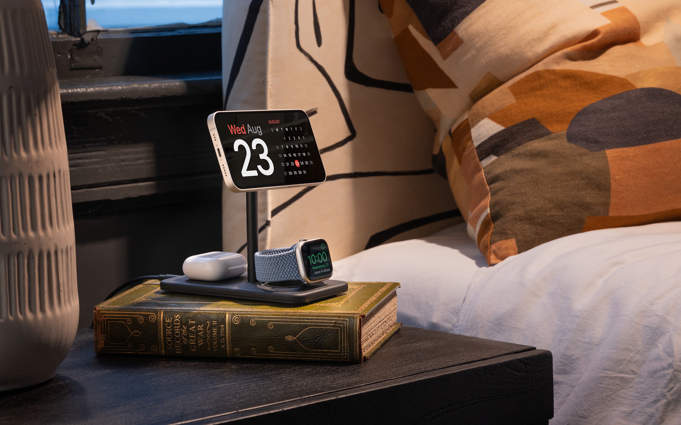 Twelve South HiRise 3 Deluxe — $149.99