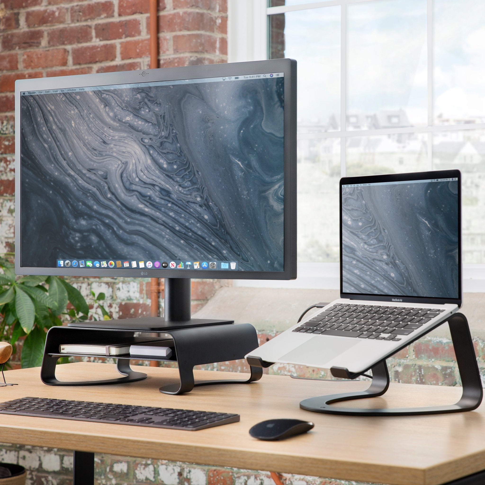 Curve Riser from Twelve South for iMacs and iMac Pro